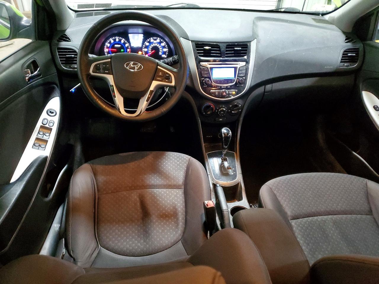 2012 HYUNDAI ACCENT SE photo 22