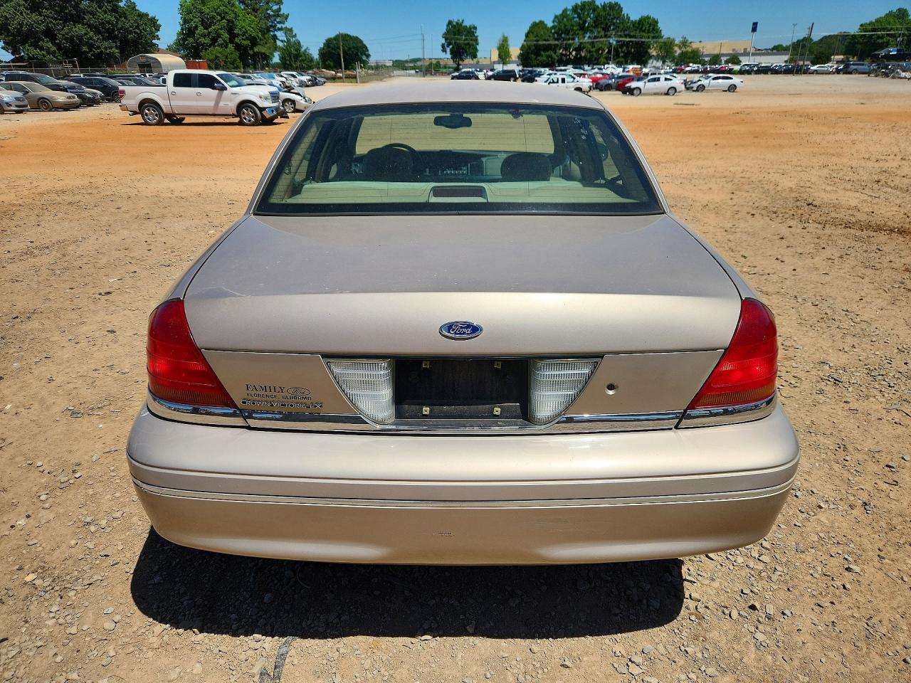 1998 FORD CROWN VICTORIA LX photo 16