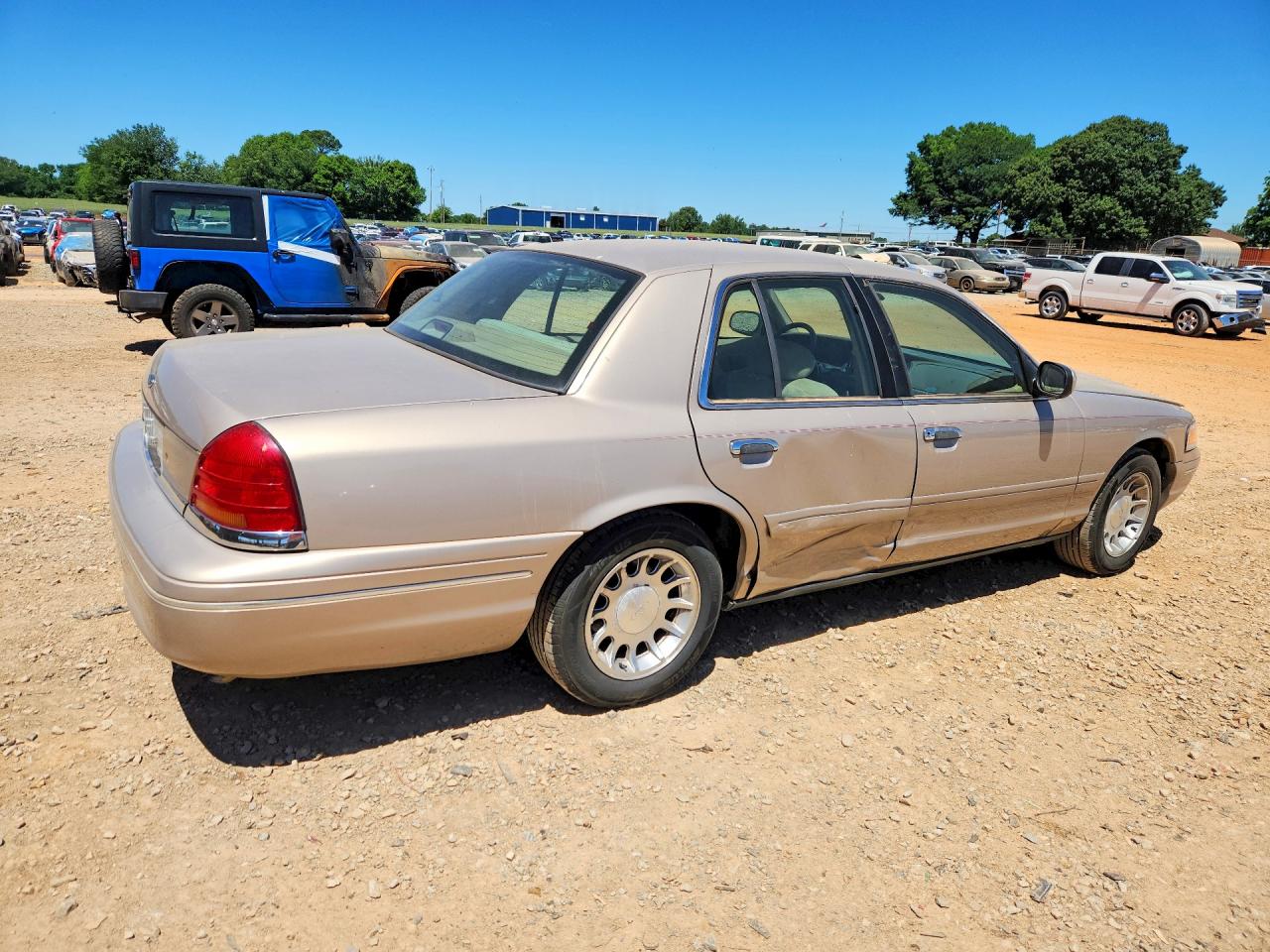1998 FORD CROWN VICTORIA LX photo 7