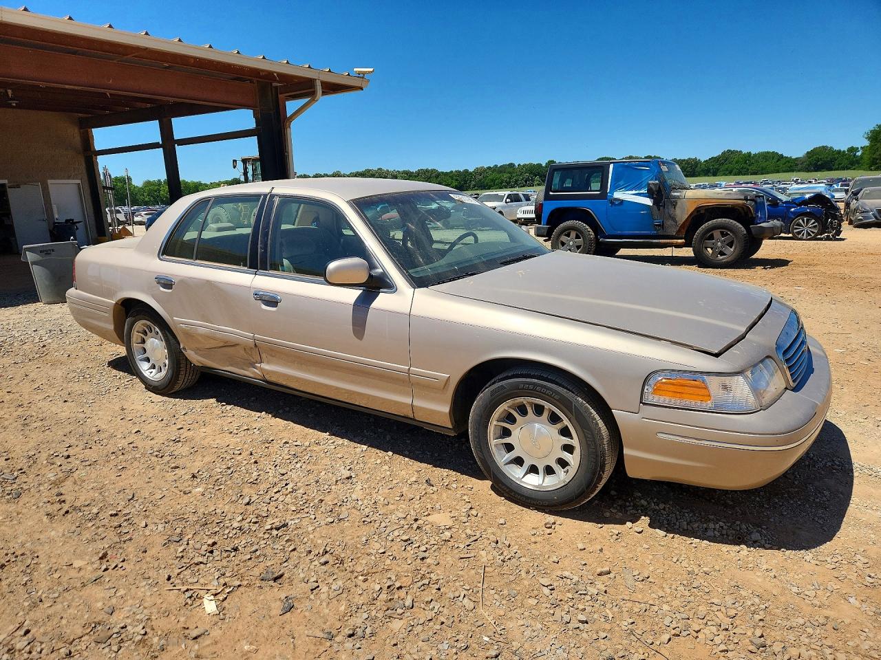1998 FORD CROWN VICTORIA LX photo 10