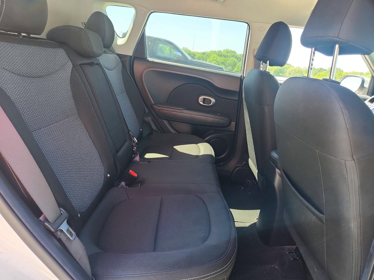 2017 KIA SOUL + photo 28