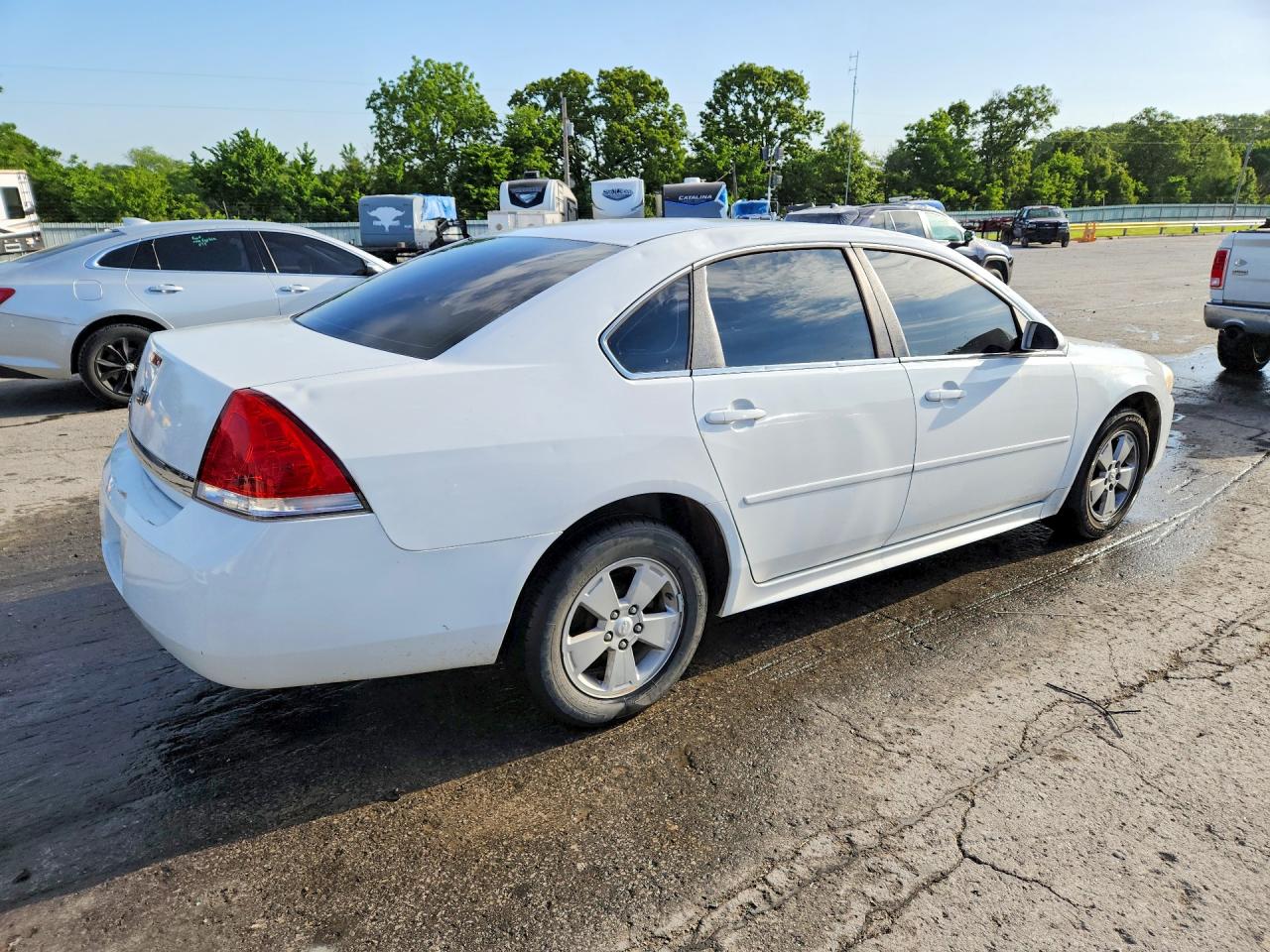 2010 CHEVROLET IMPALA LT photo 5