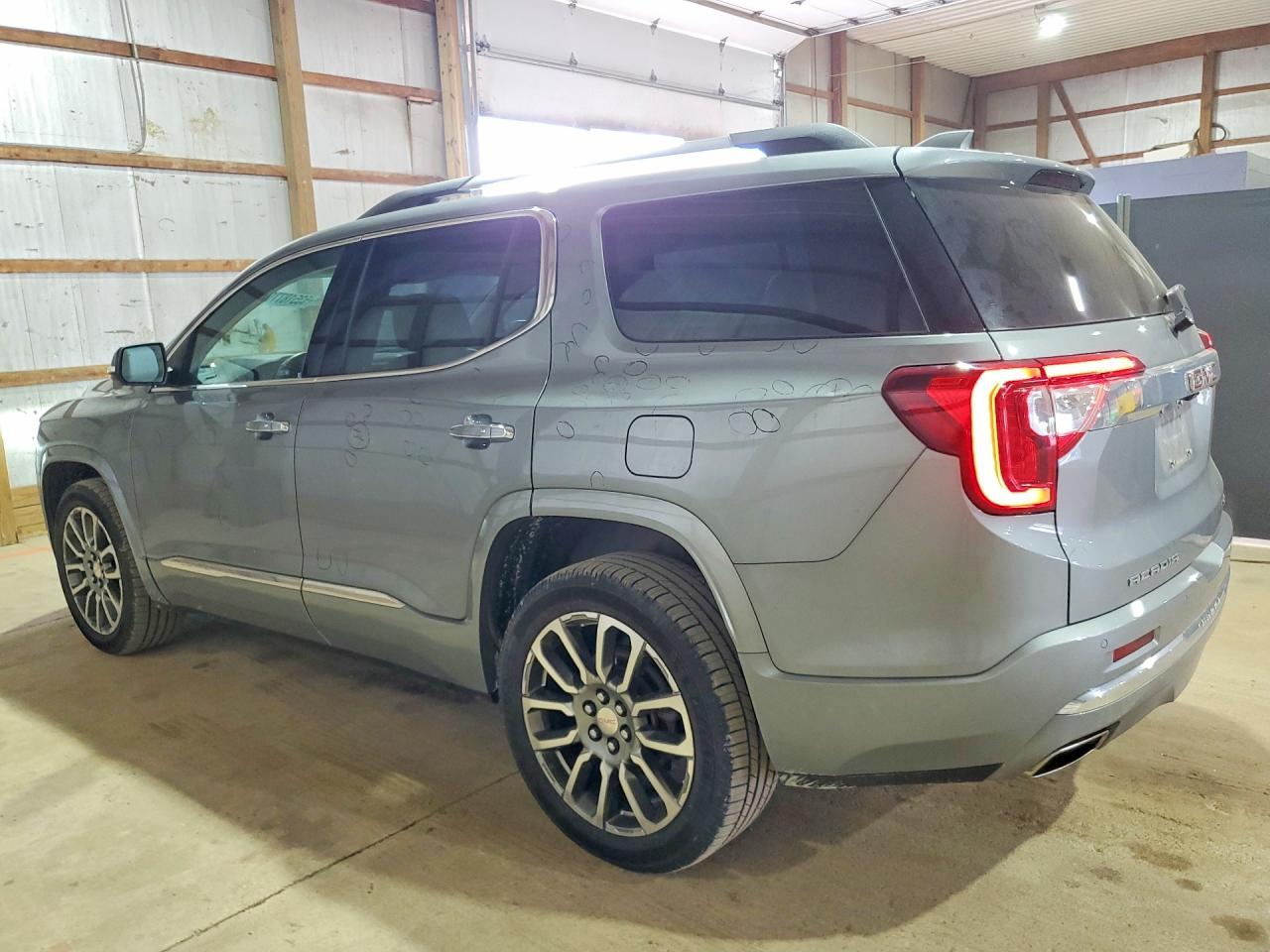 2023 GMC ACADIA DENALI photo 4