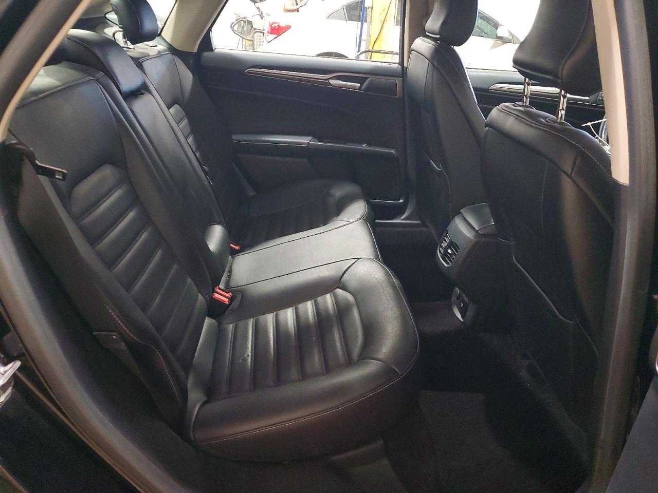 2017 FORD FUSION SE HYBRID photo 19