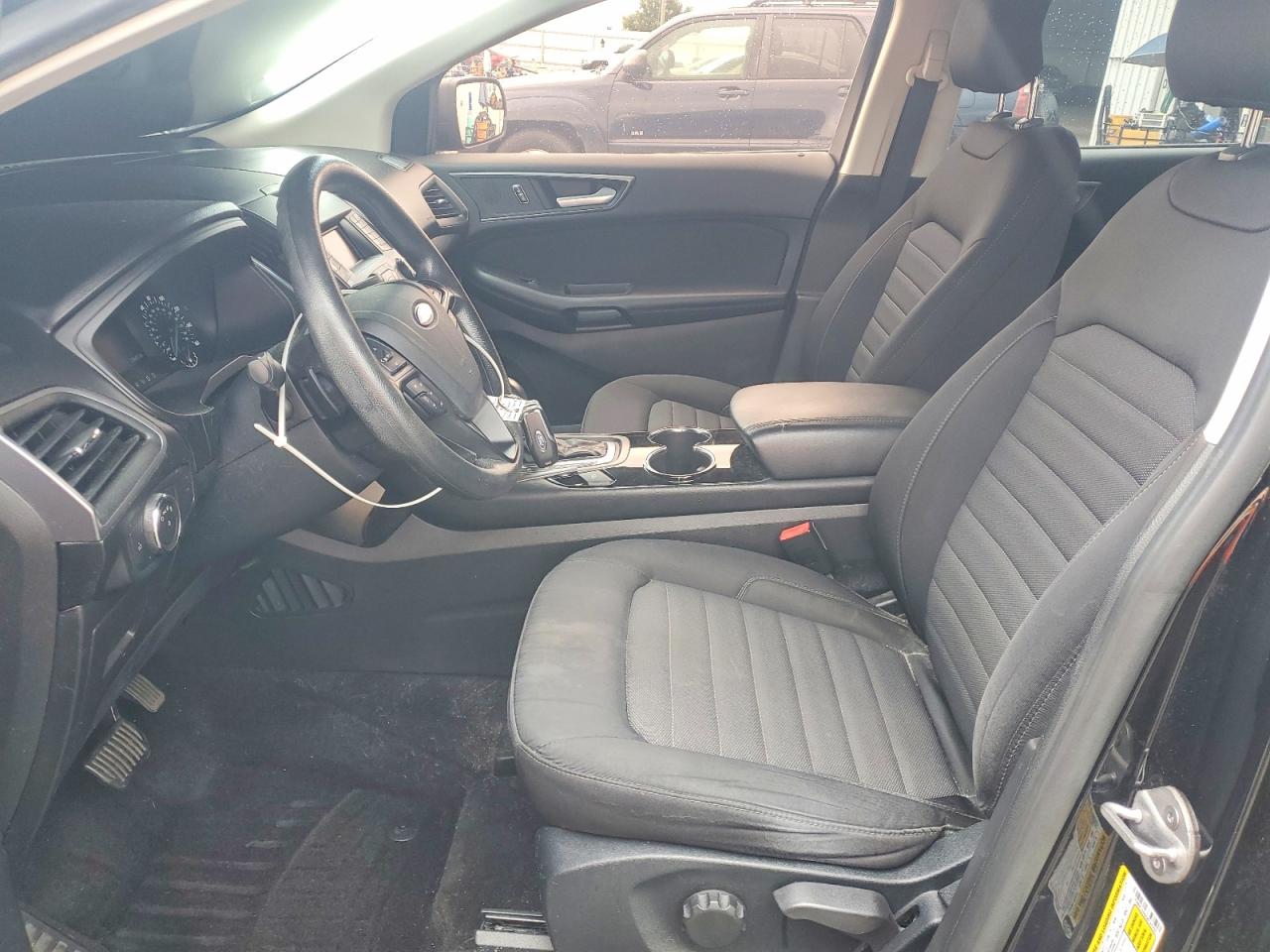 2016 FORD EDGE SE photo 7