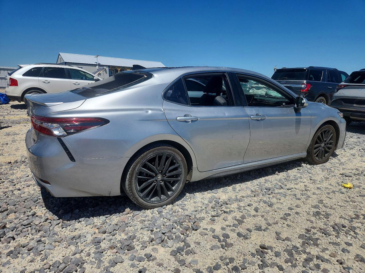 2024 TOYOTA CAMRY XSE photo 5