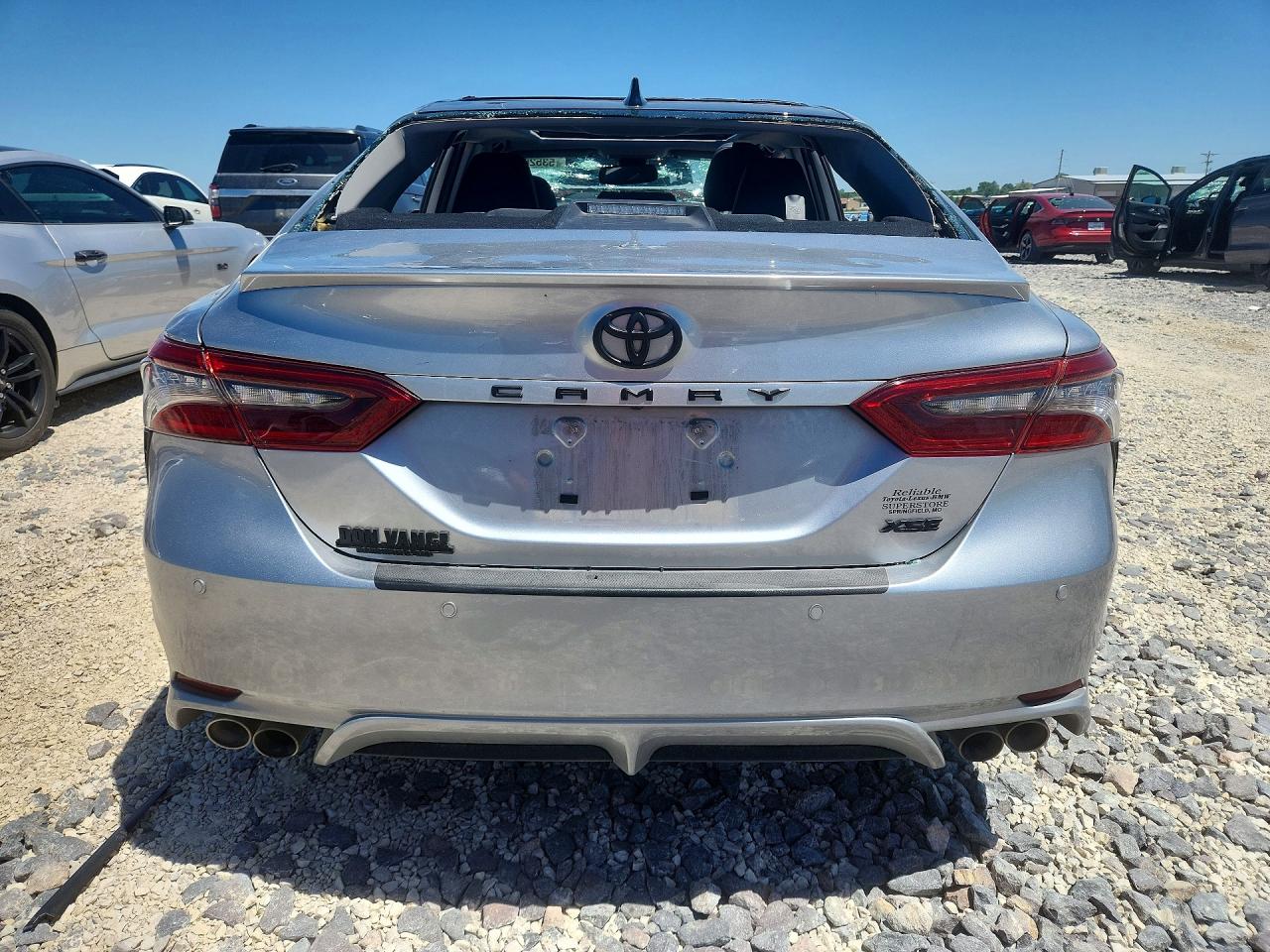 2024 TOYOTA CAMRY XSE photo 11