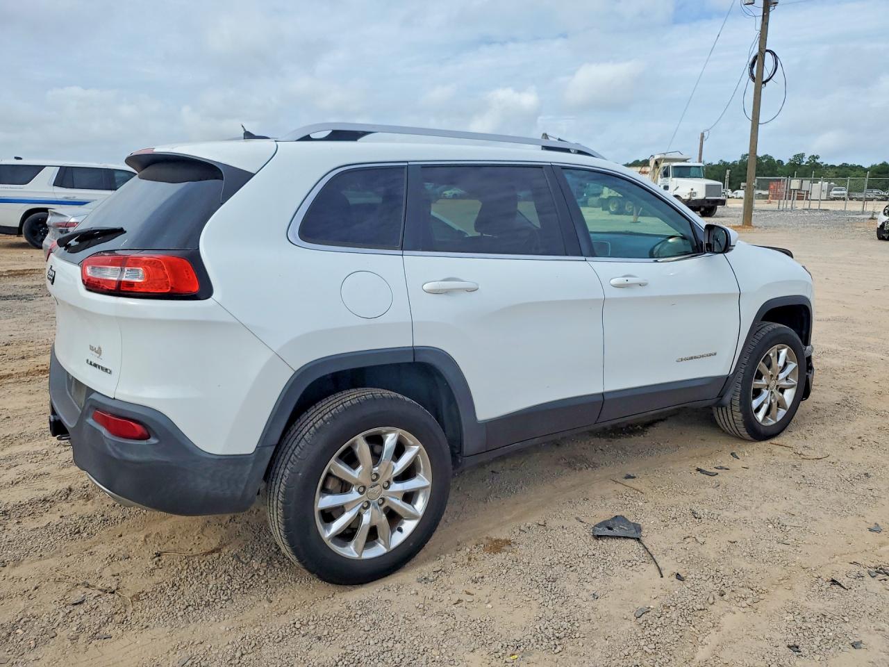 2014 JEEP CHEROKEE LIMITED photo 3