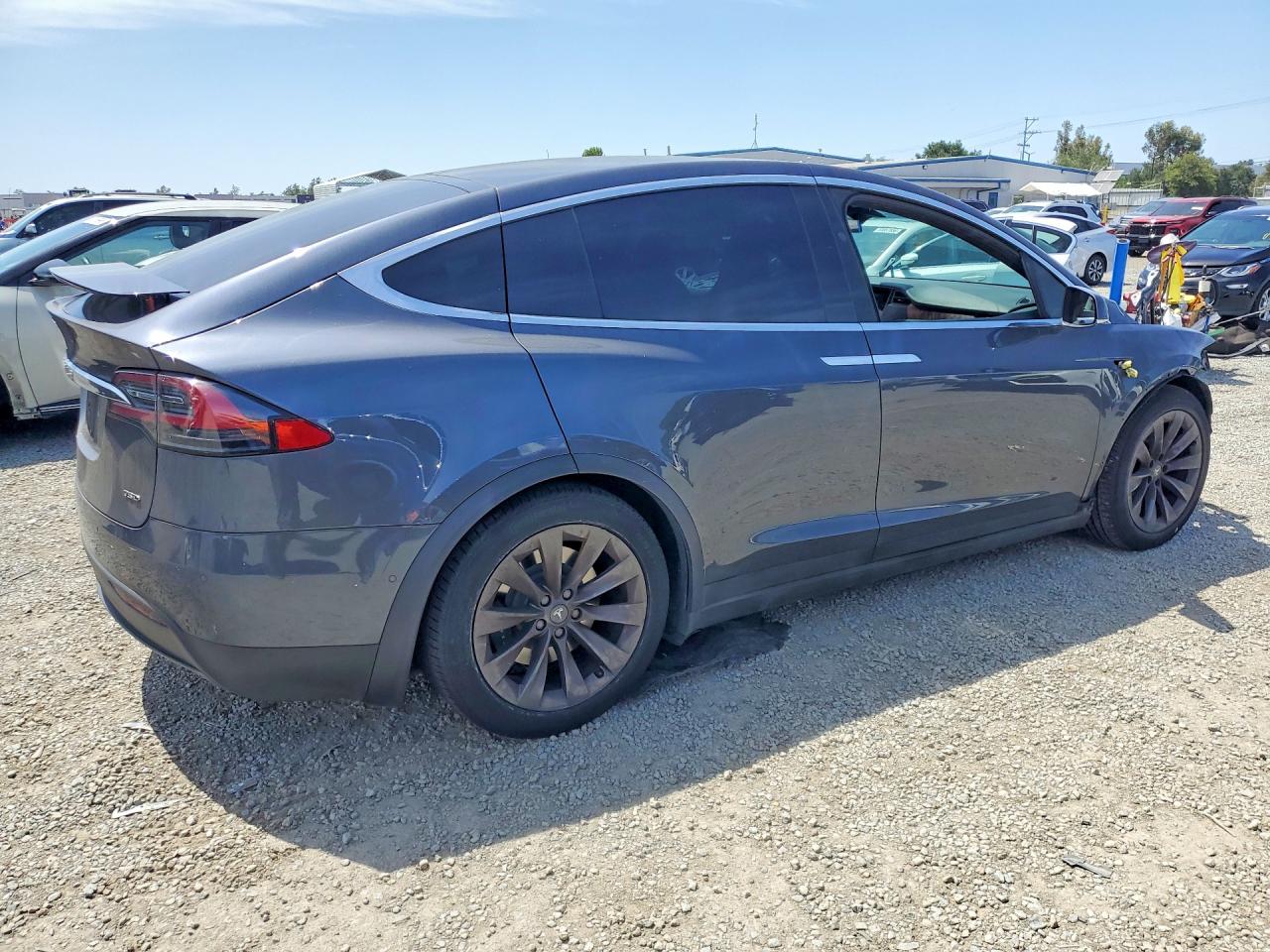 2018 TESLA MODEL X photo 3