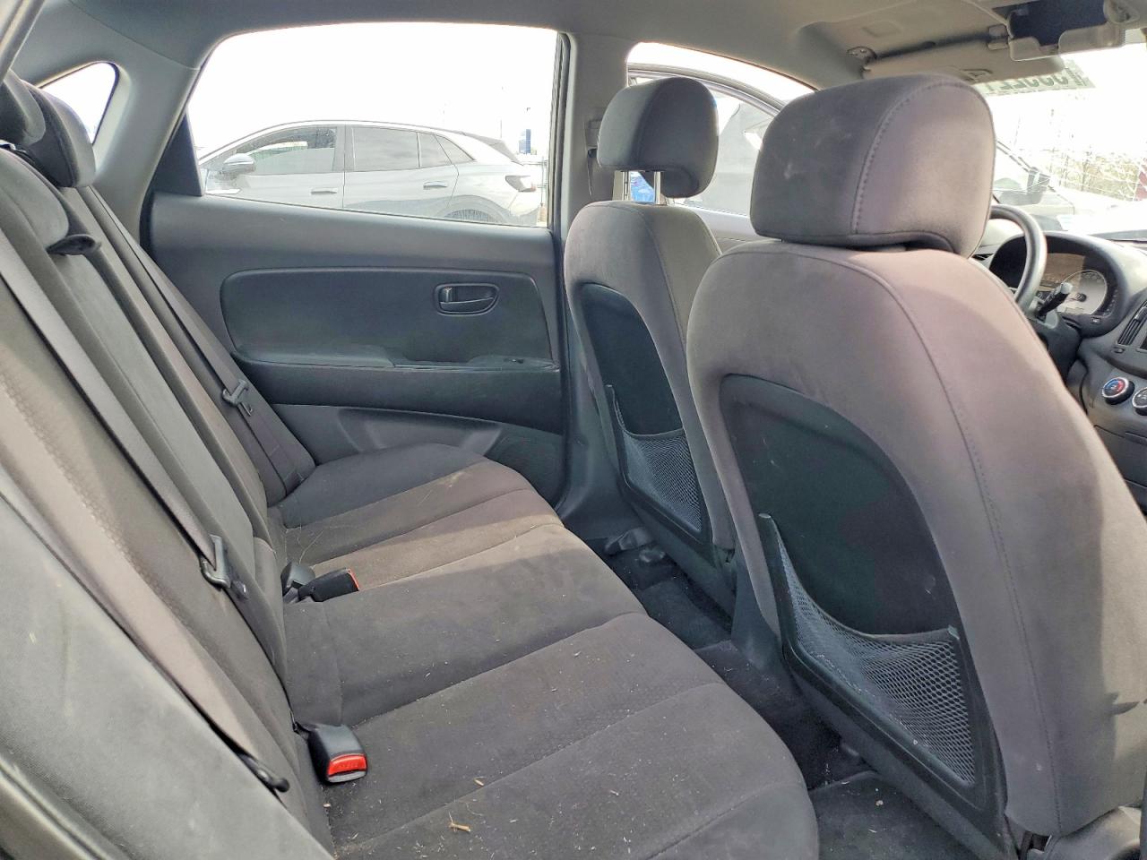2009 HYUNDAI ELANTRA photo 28
