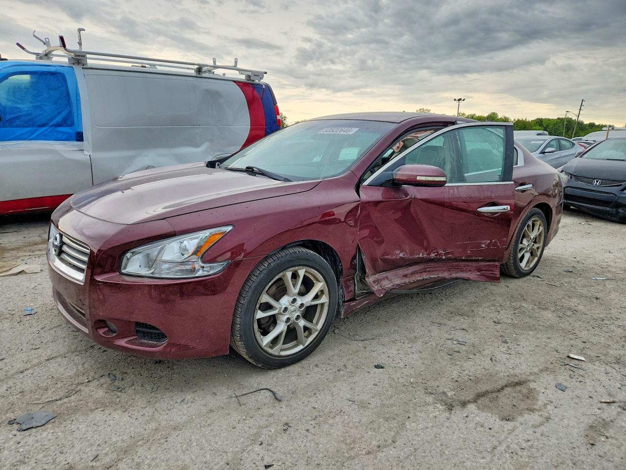 2013 NISSAN MAXIMA