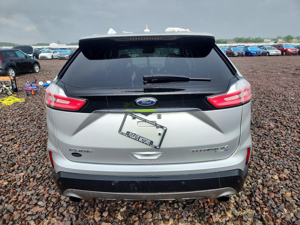 2019 FORD EDGE photo 11