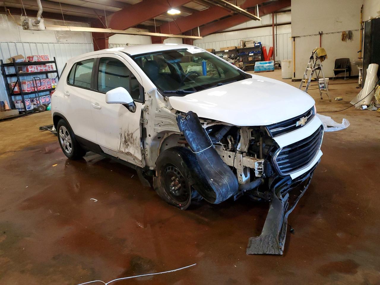 2017 CHEVROLET TRAX LS photo 10