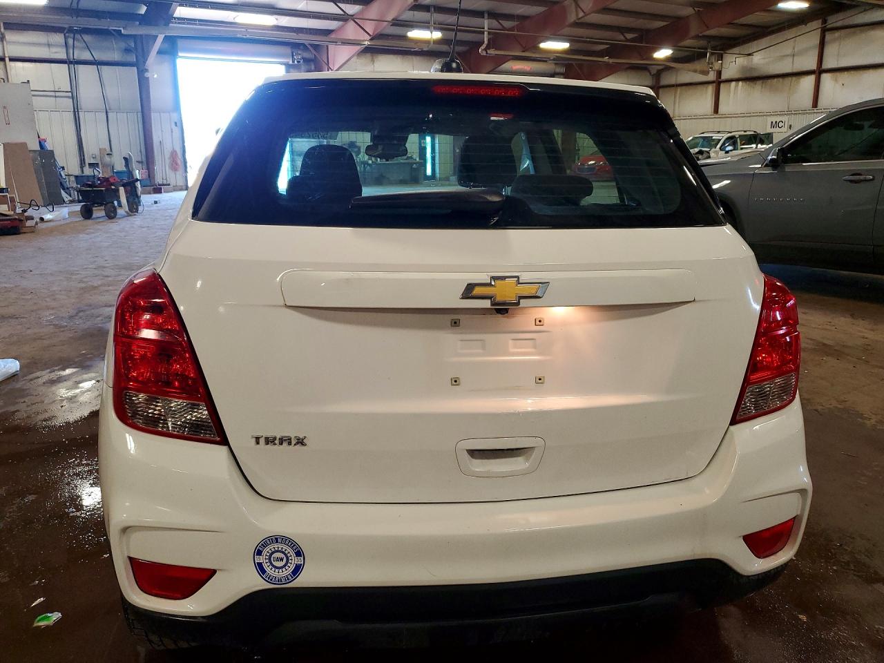 2017 CHEVROLET TRAX LS photo 16
