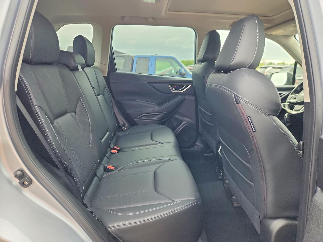 2021 SUBARU FORESTER LIMITED photo 28