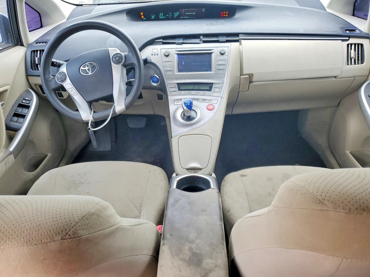 2013 TOYOTA PRIUS TWO photo 15