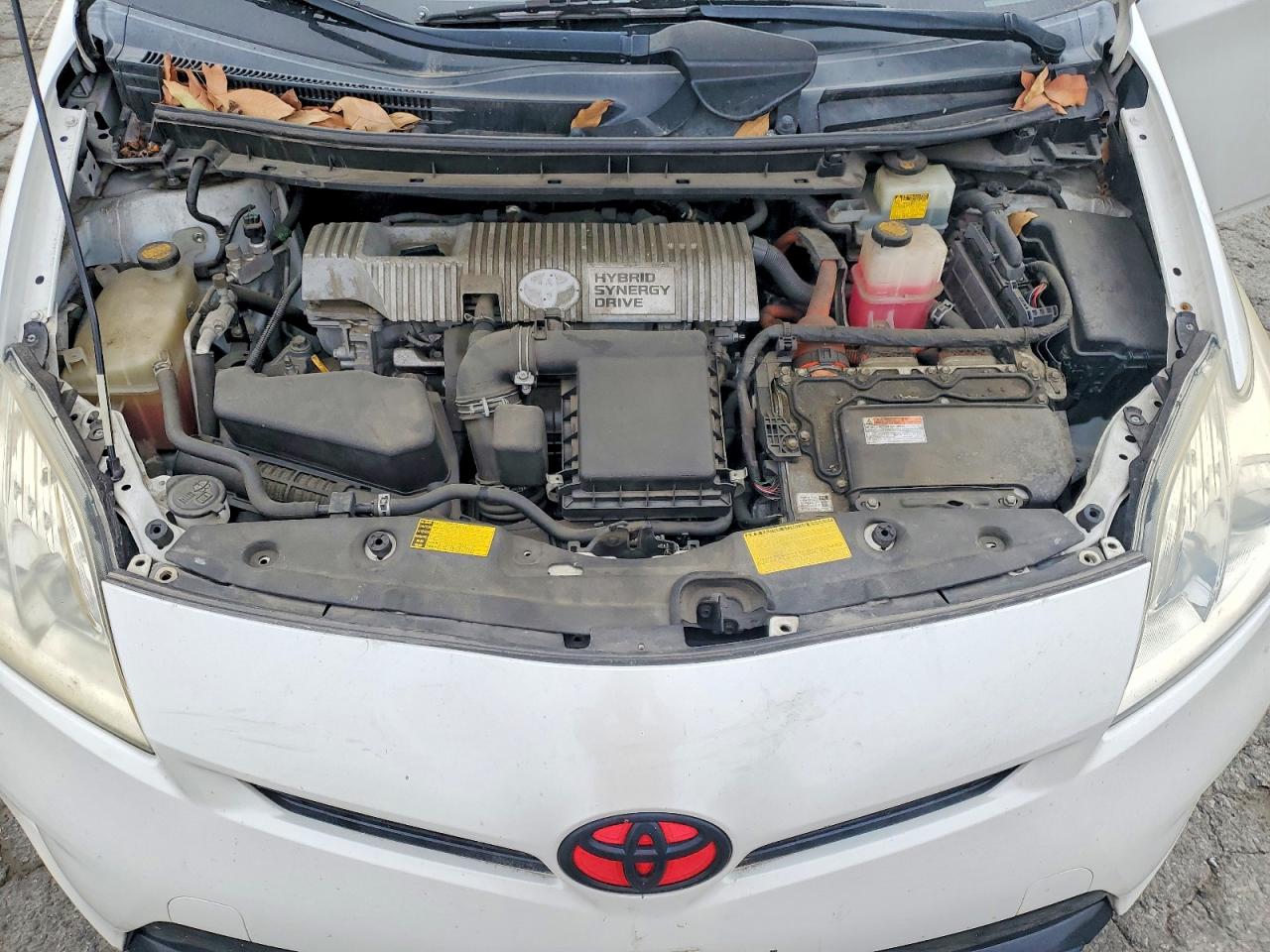 2013 TOYOTA PRIUS TWO photo 21