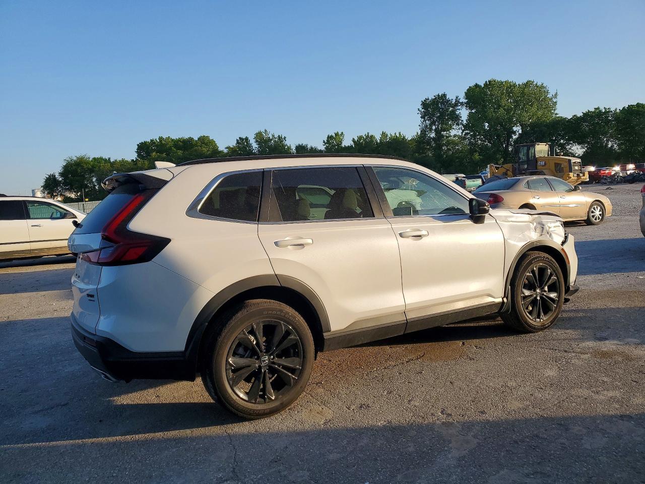 2025 HONDA CR-V SPORT TOURING photo 3