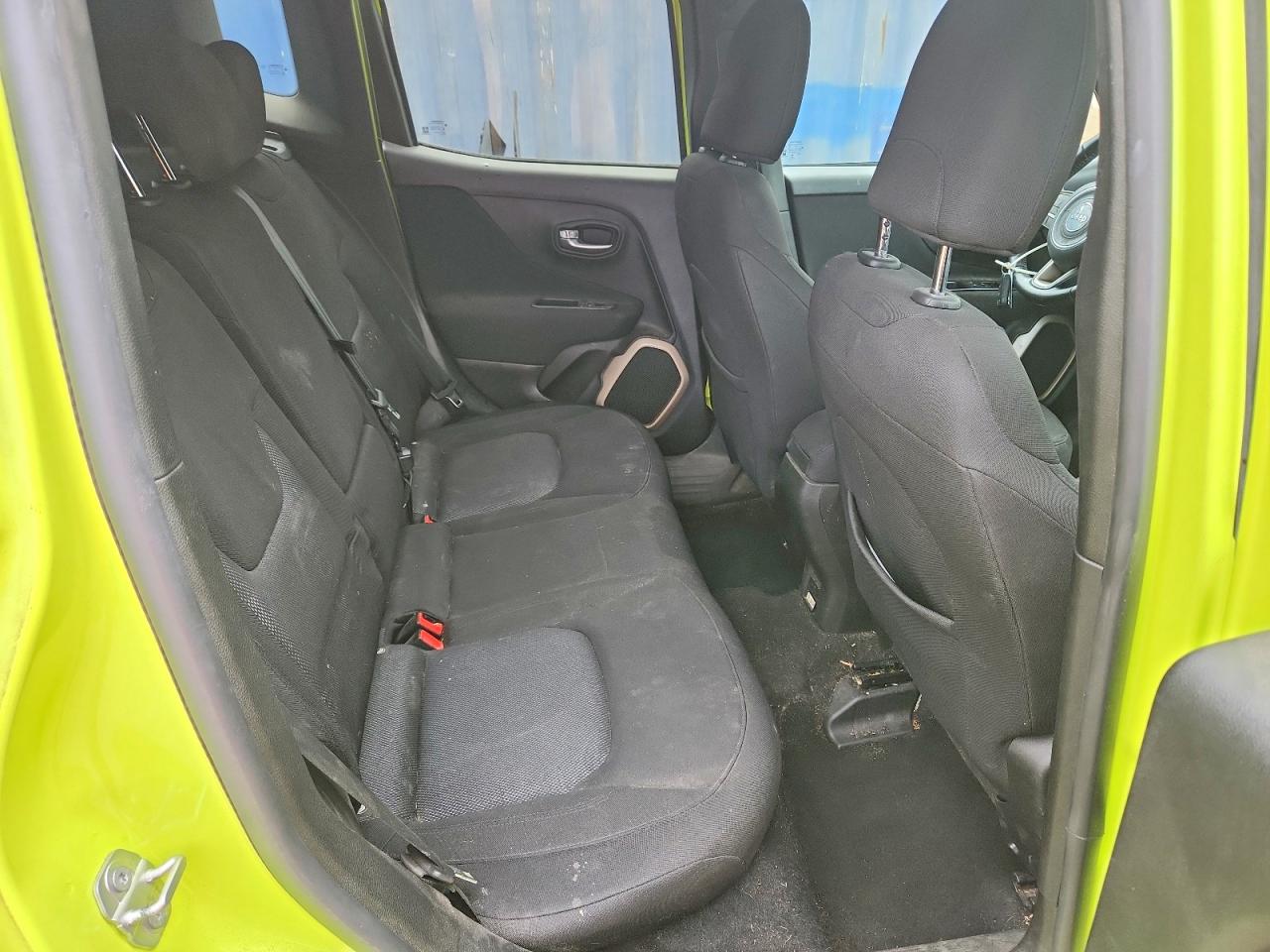 2017 JEEP RENEGADE LATITUDE photo 28