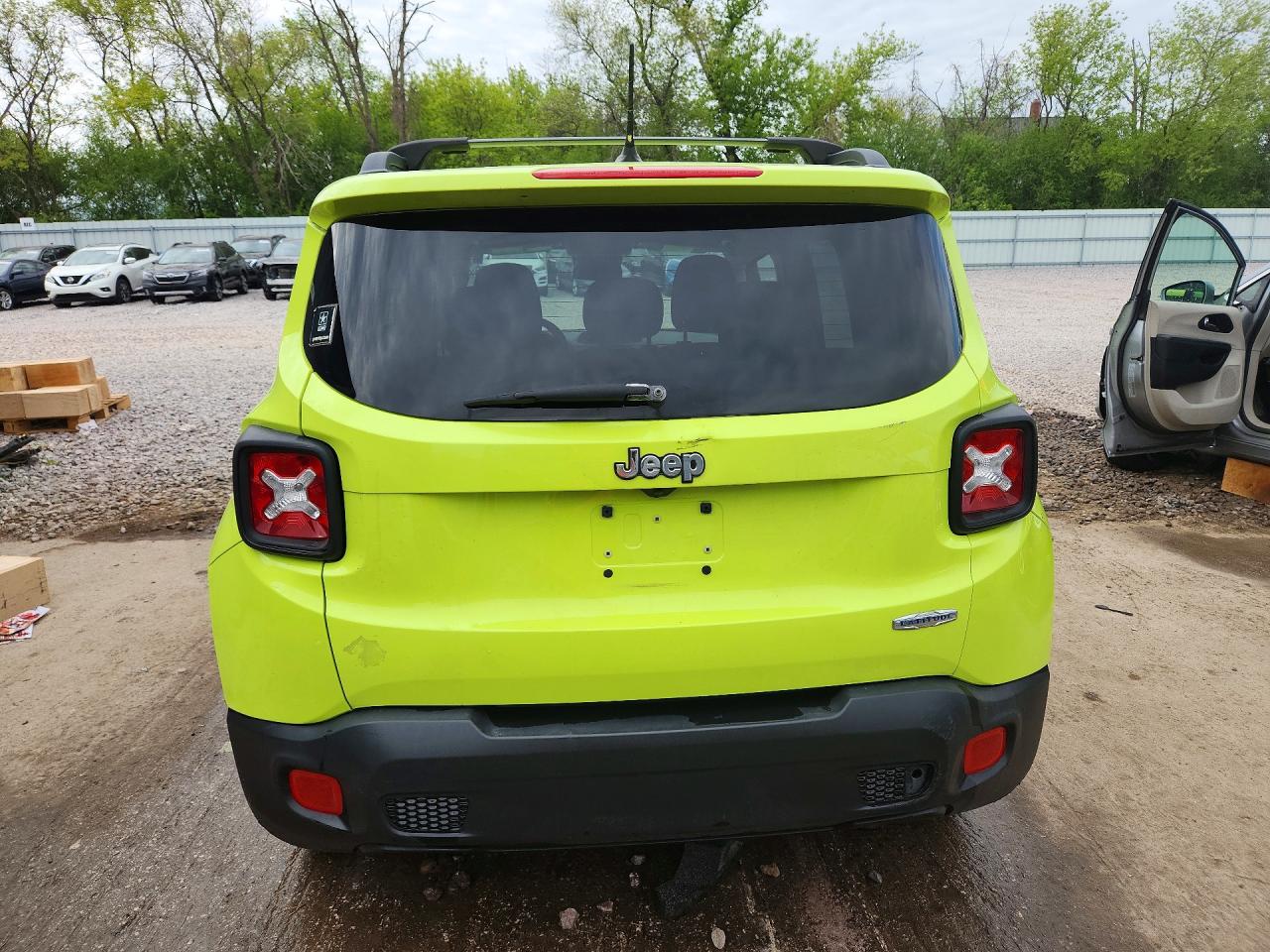 2017 JEEP RENEGADE LATITUDE photo 16