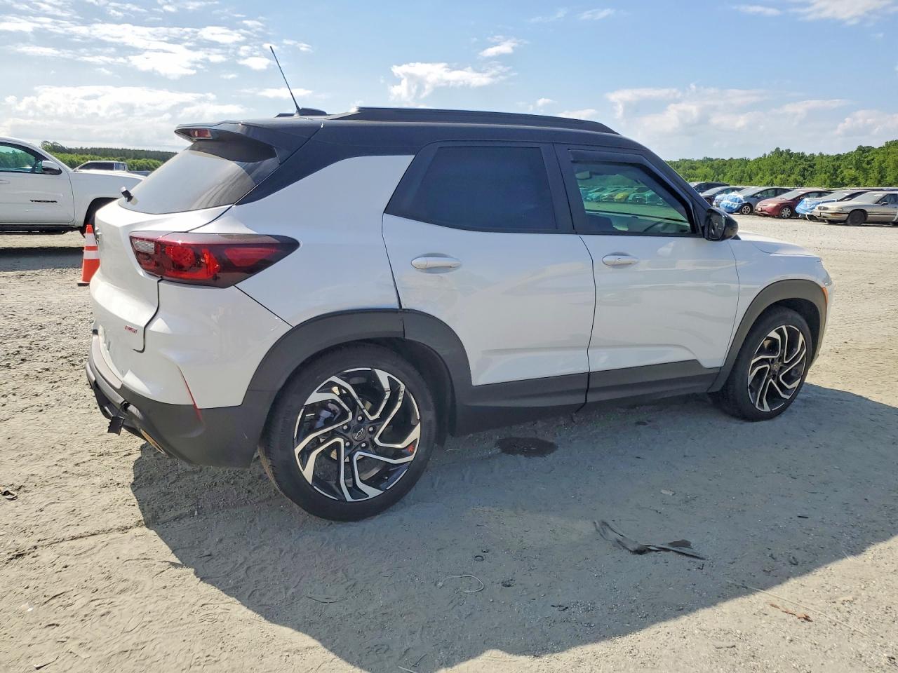 2025 CHEVROLET TRAILBLAZER RS photo 3