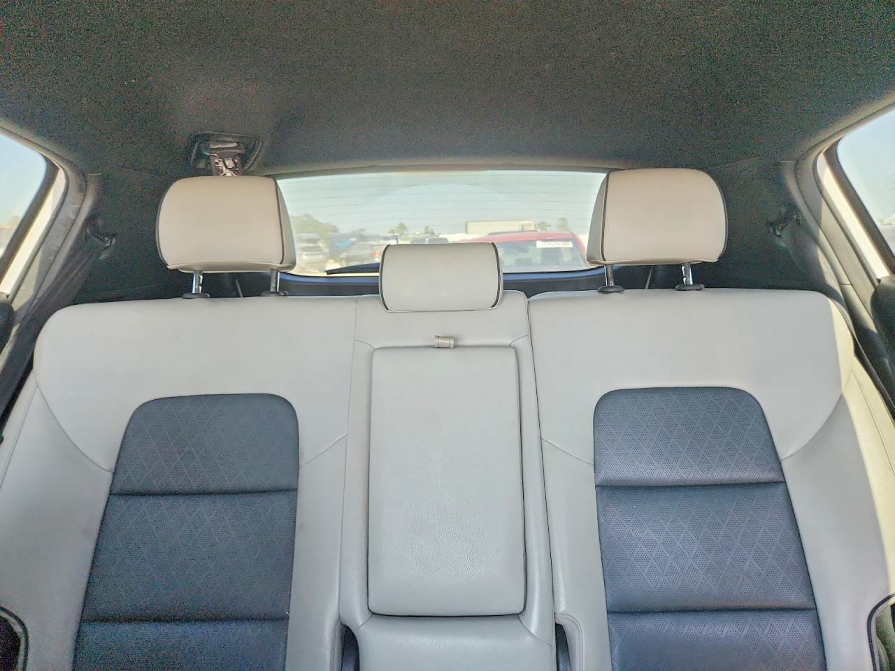 2018 KIA SPORTAGE EX photo 28