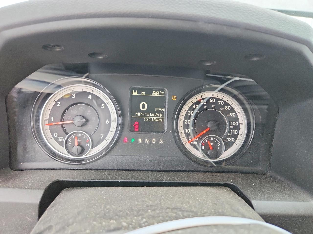 2015 RAM 1500 ST photo 25