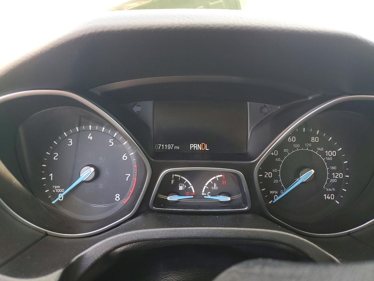 2018 FORD FOCUS SE photo 25