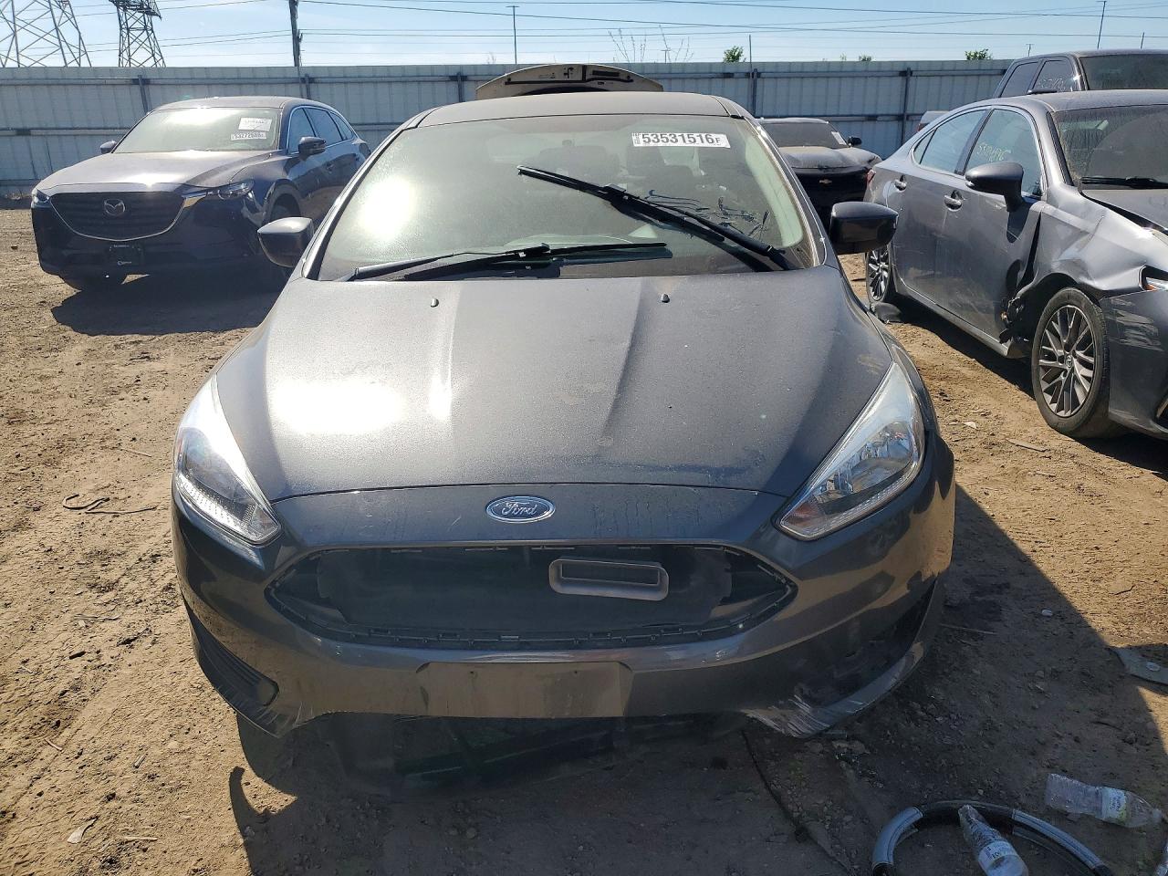 2018 FORD FOCUS SE photo 13