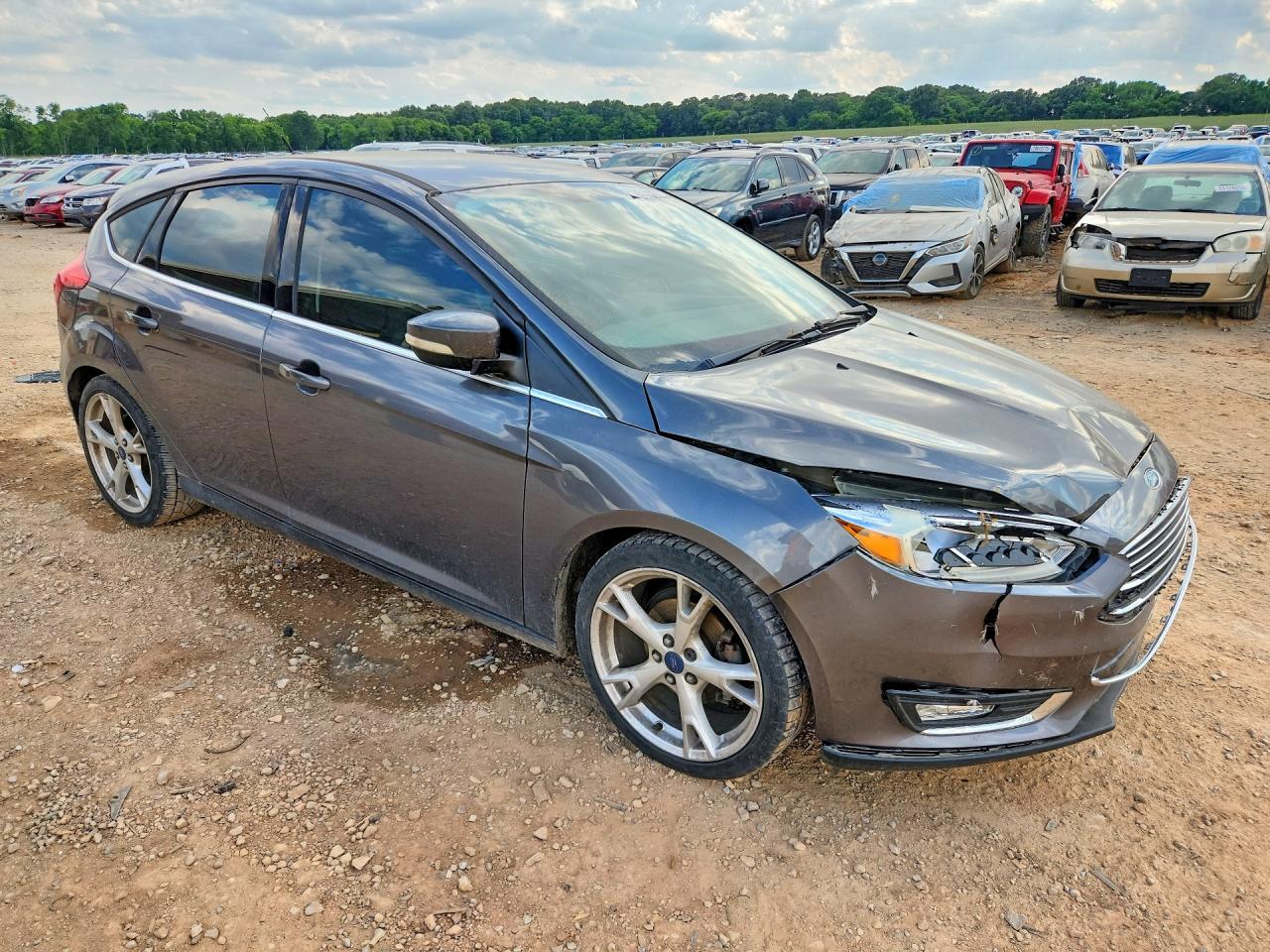 2015 FORD FOCUS TITANIUM photo 10