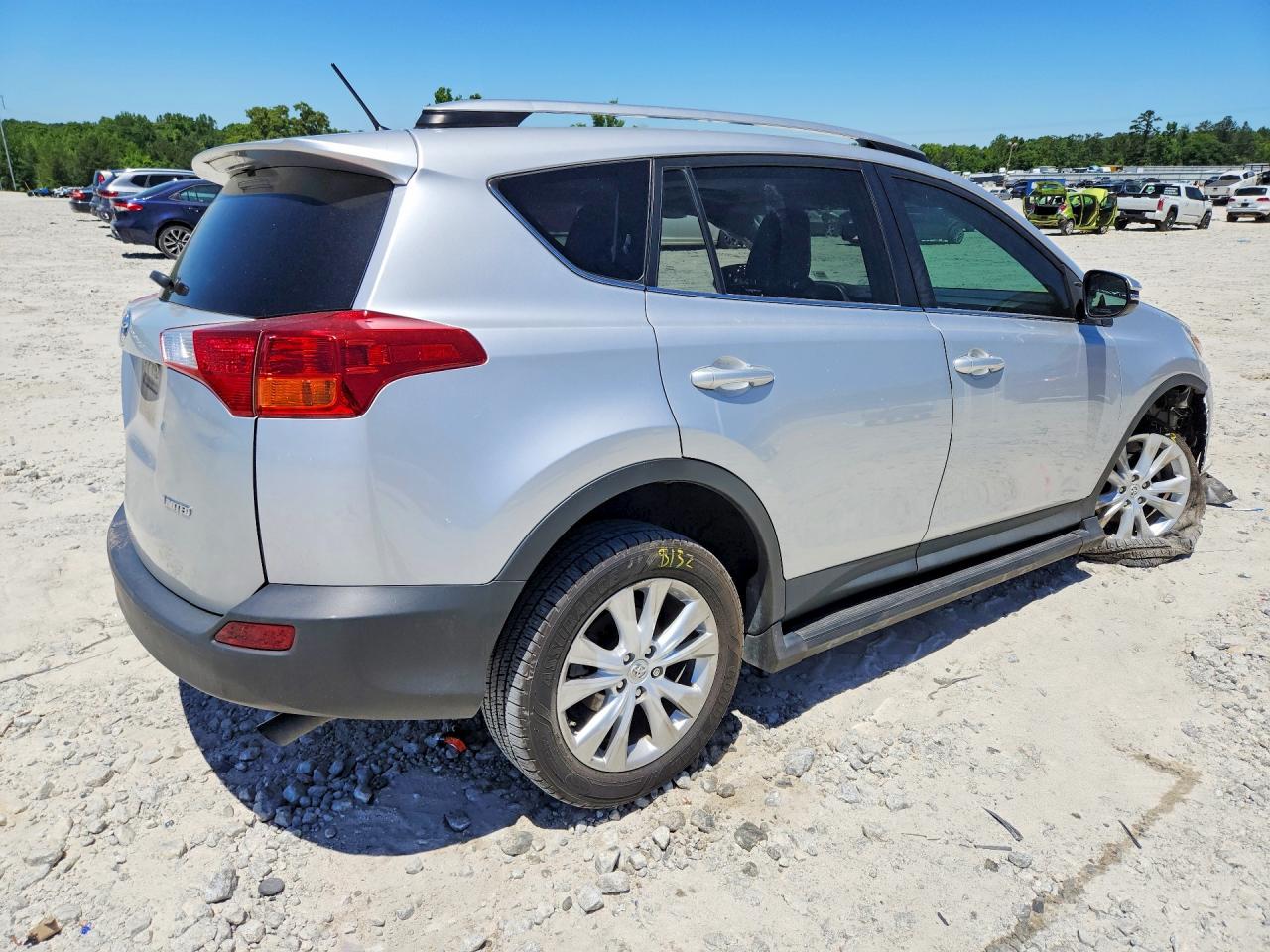 2015 TOYOTA RAV4 LIMITED photo 3