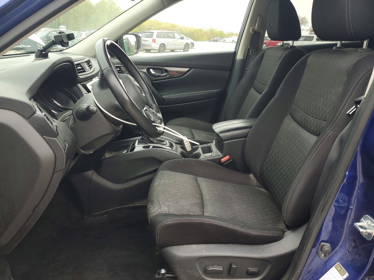 2019 NISSAN ROGUE SV photo 13