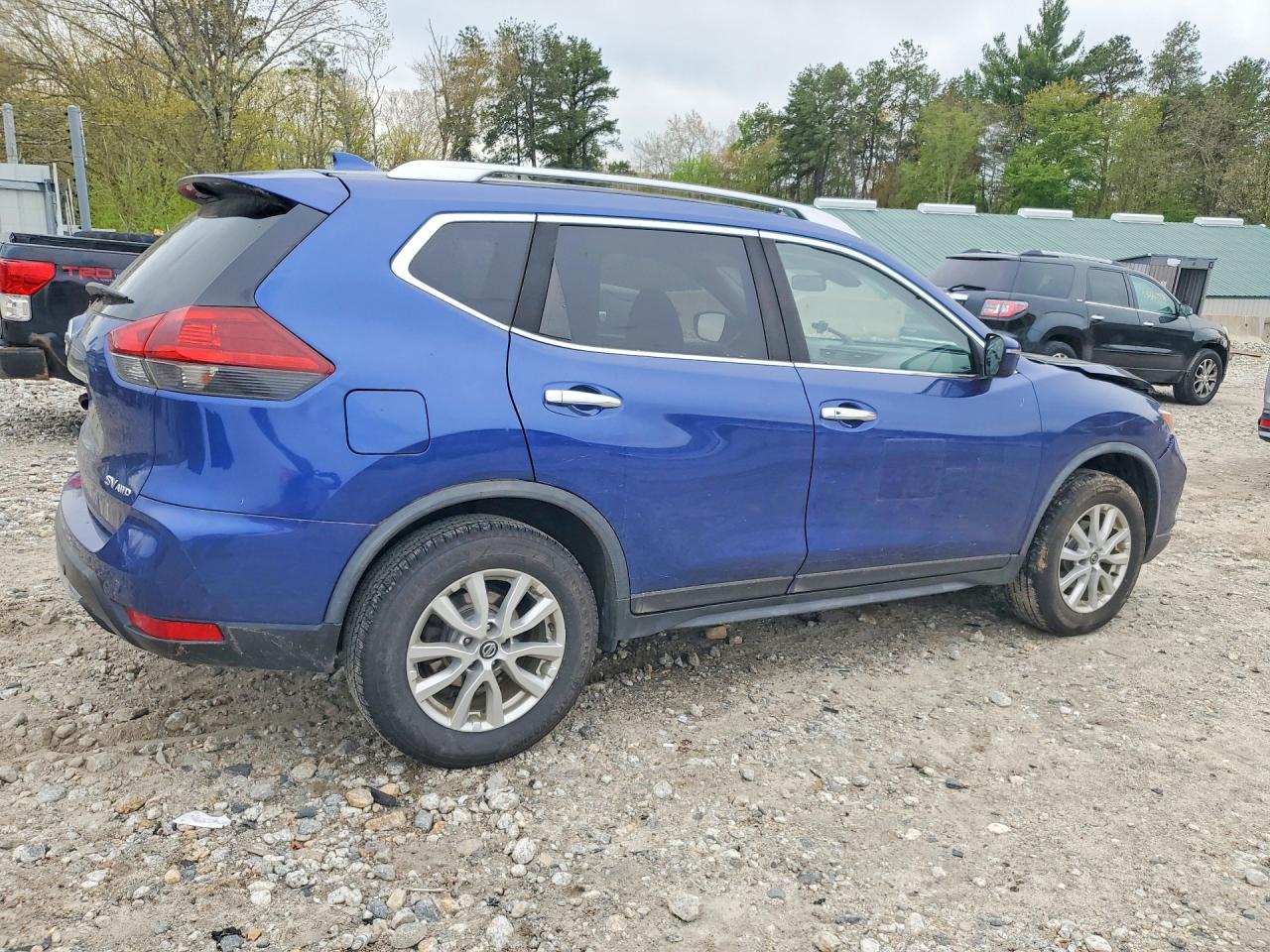 2019 NISSAN ROGUE SV photo 5