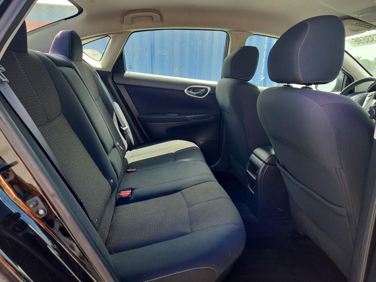 2015 NISSAN SENTRA S photo 10