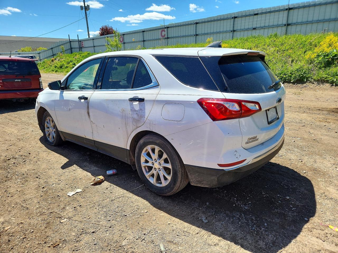 2019 CHEVROLET EQUINOX LT photo 2