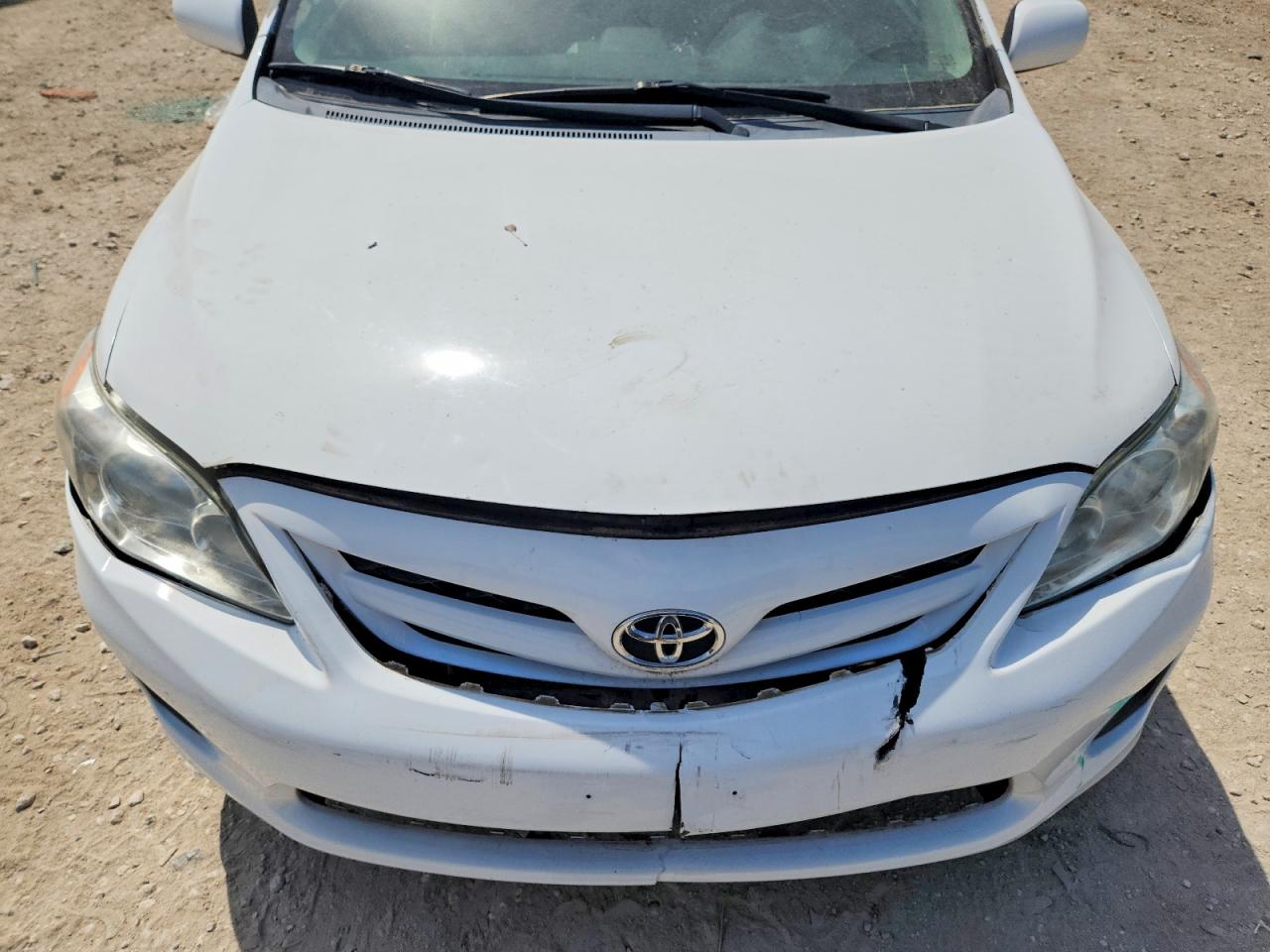 2013 TOYOTA COROLLA L photo 31