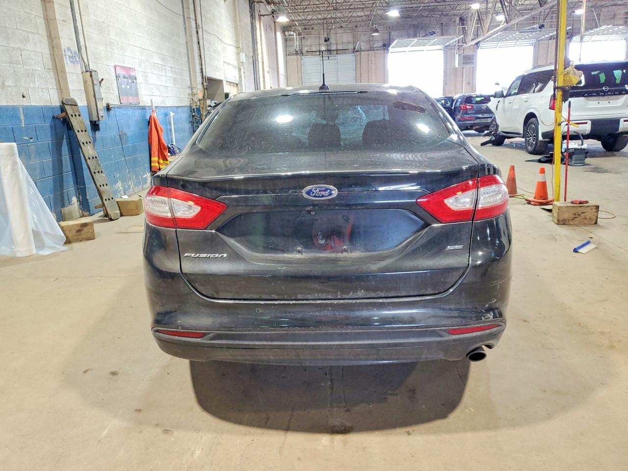 2015 FORD FUSION SE photo 11