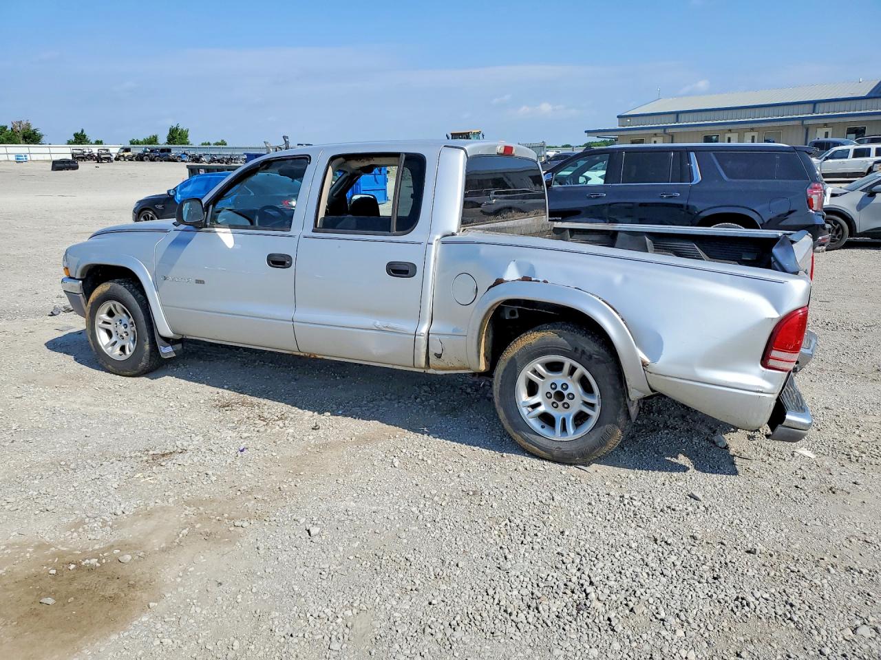 2002 DODGE DAKOTA QUAD SLT photo 4