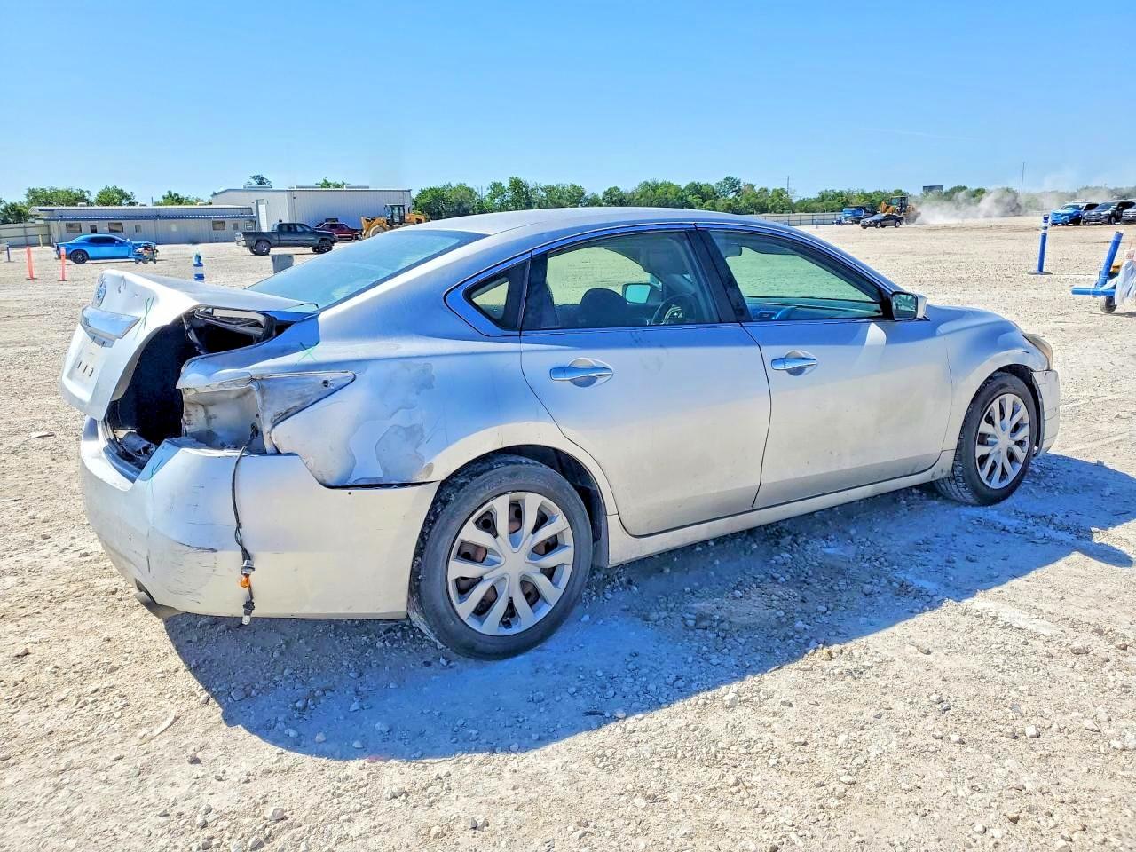 2014 NISSAN ALTIMA 2.5 S photo 3