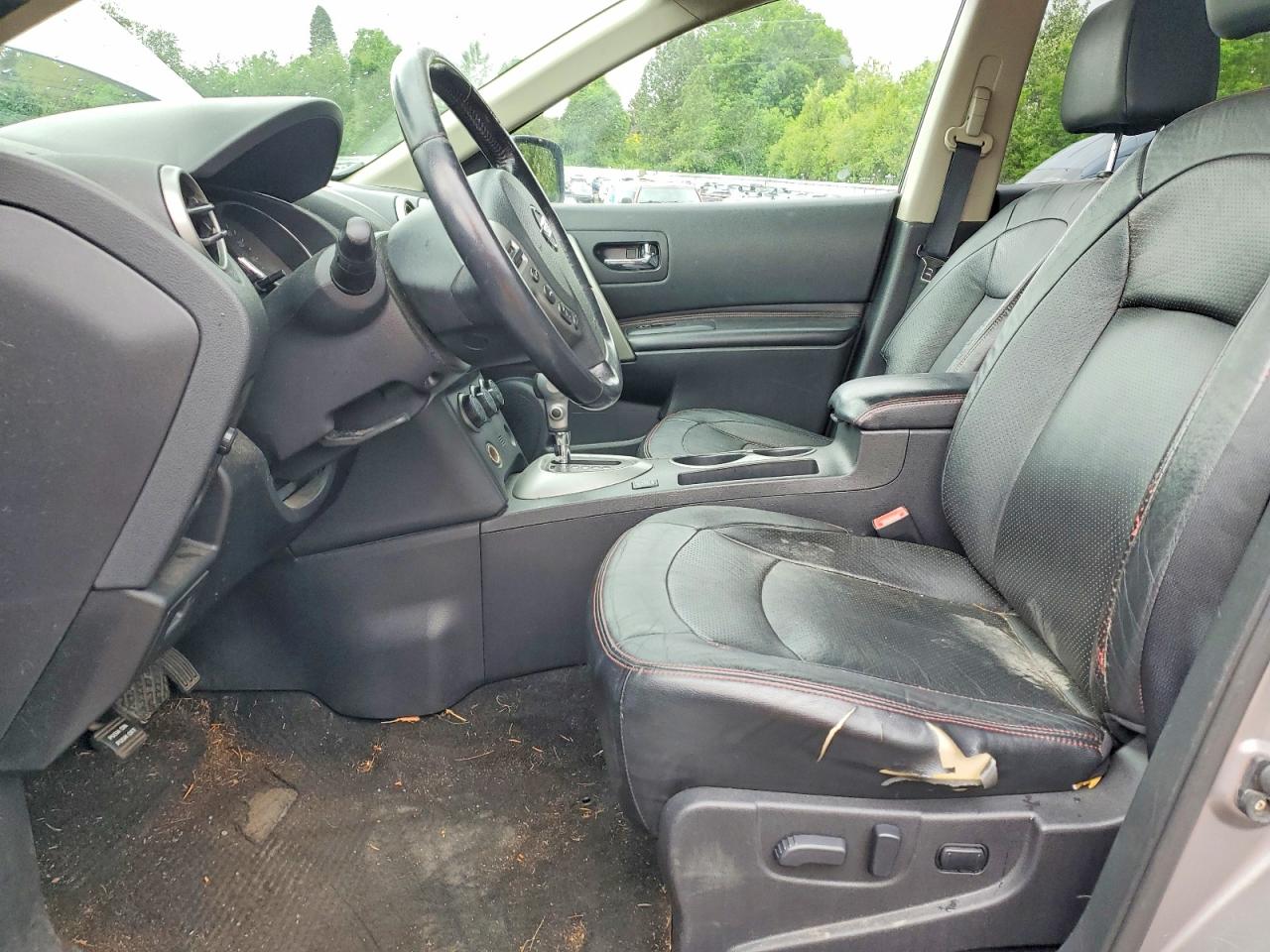 2011 NISSAN ROGUE S photo 13