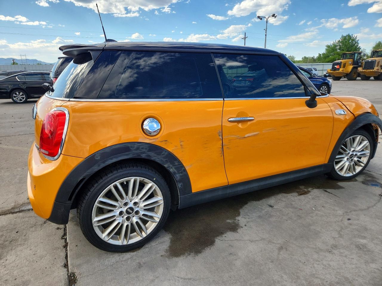 2014 MINI COOPER S photo 5