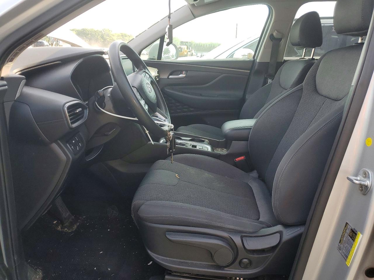 2019 HYUNDAI SANTA FE SE photo 7