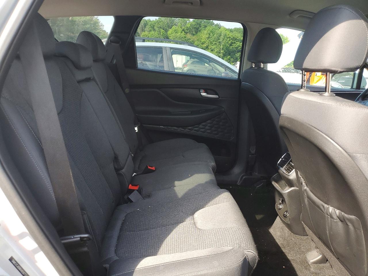 2019 HYUNDAI SANTA FE SE photo 10