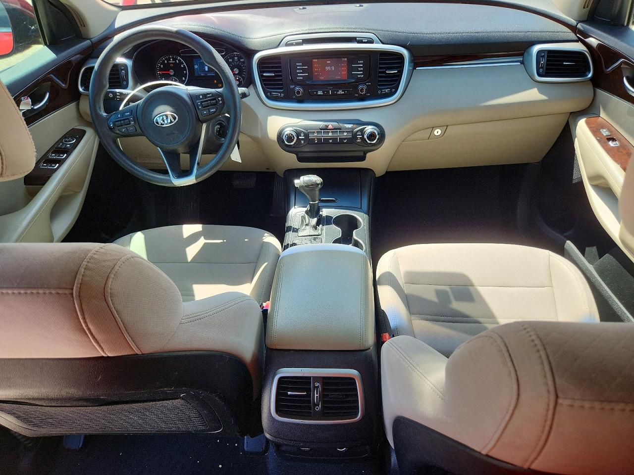2017 KIA SORENTO LX photo 22