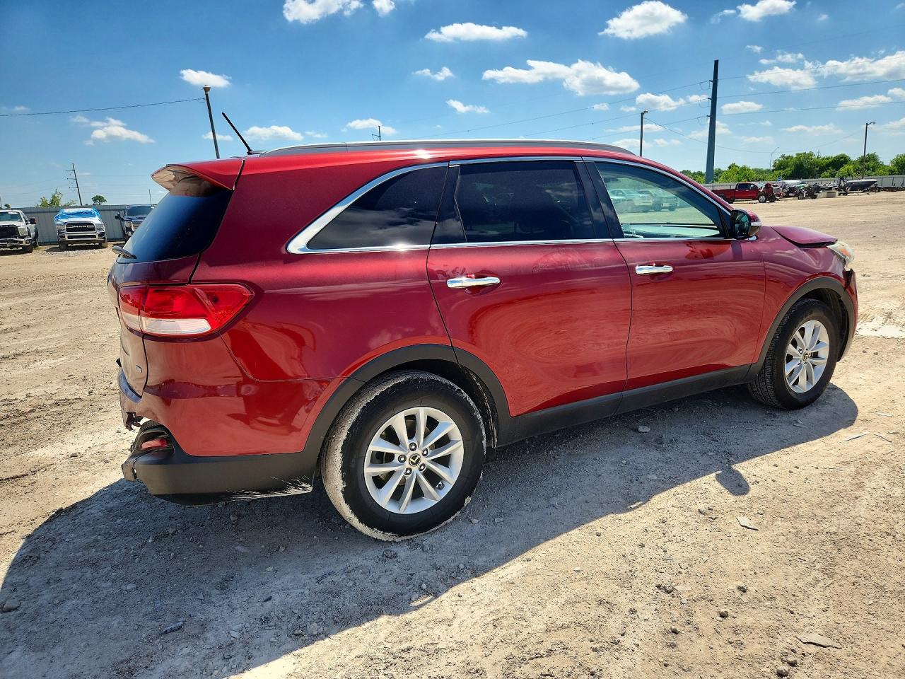 2017 KIA SORENTO LX photo 7