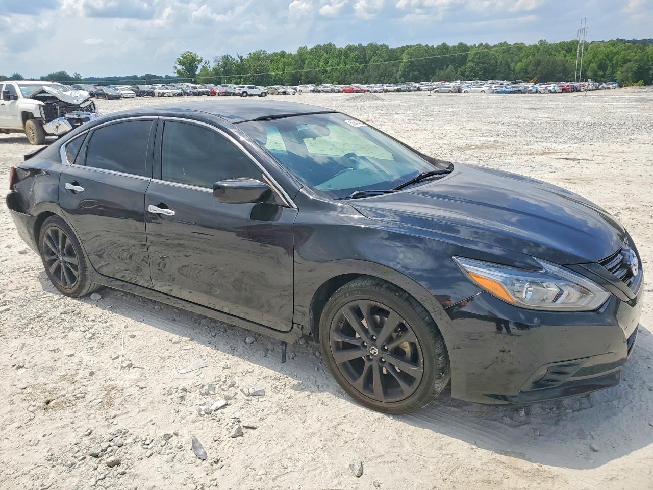 2018 NISSAN ALTIMA 2.5 SR photo 4