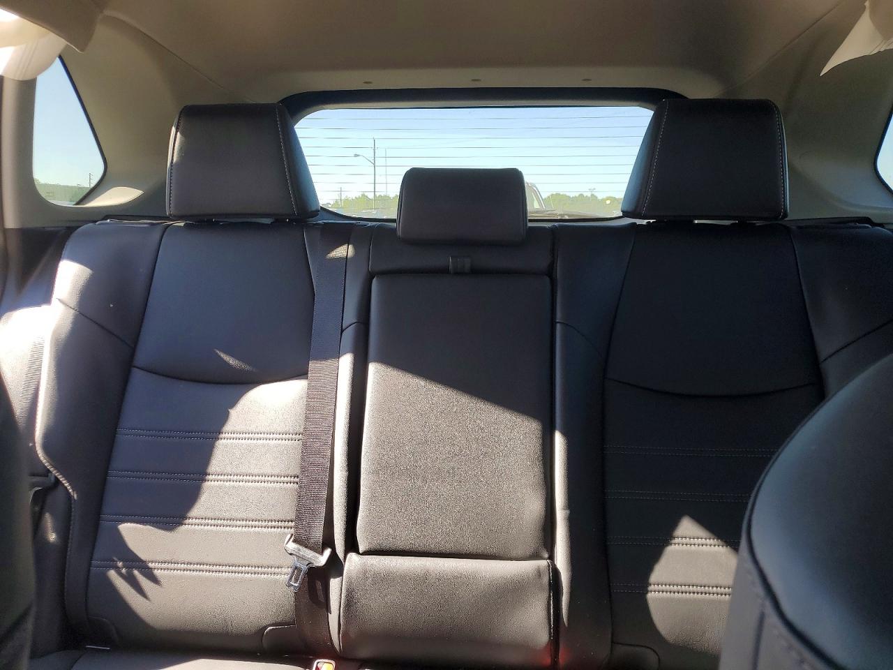 2025 TOYOTA RAV4 XLE PREMIUM photo 10