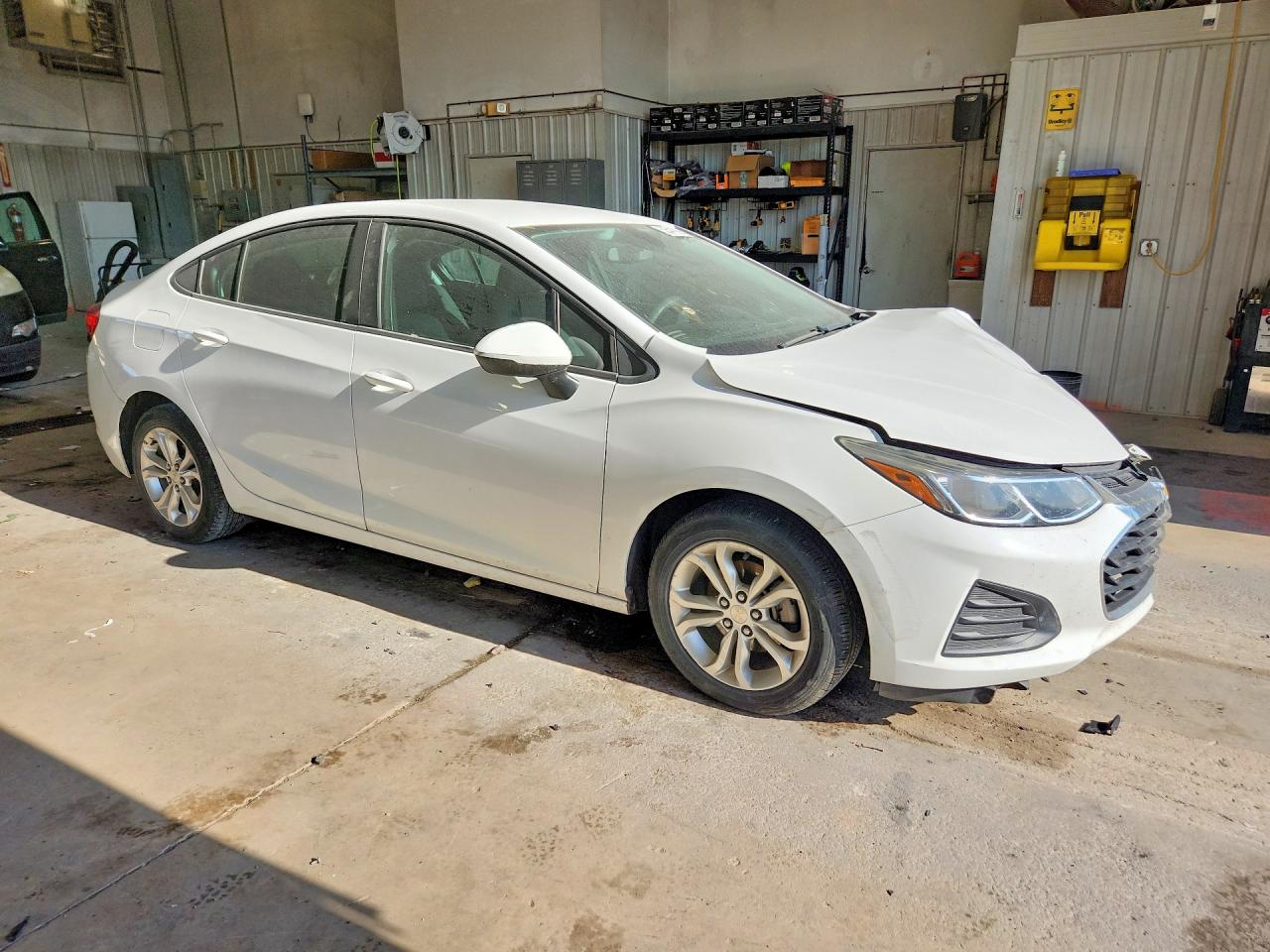 2019 CHEVROLET CRUZE LS photo 10