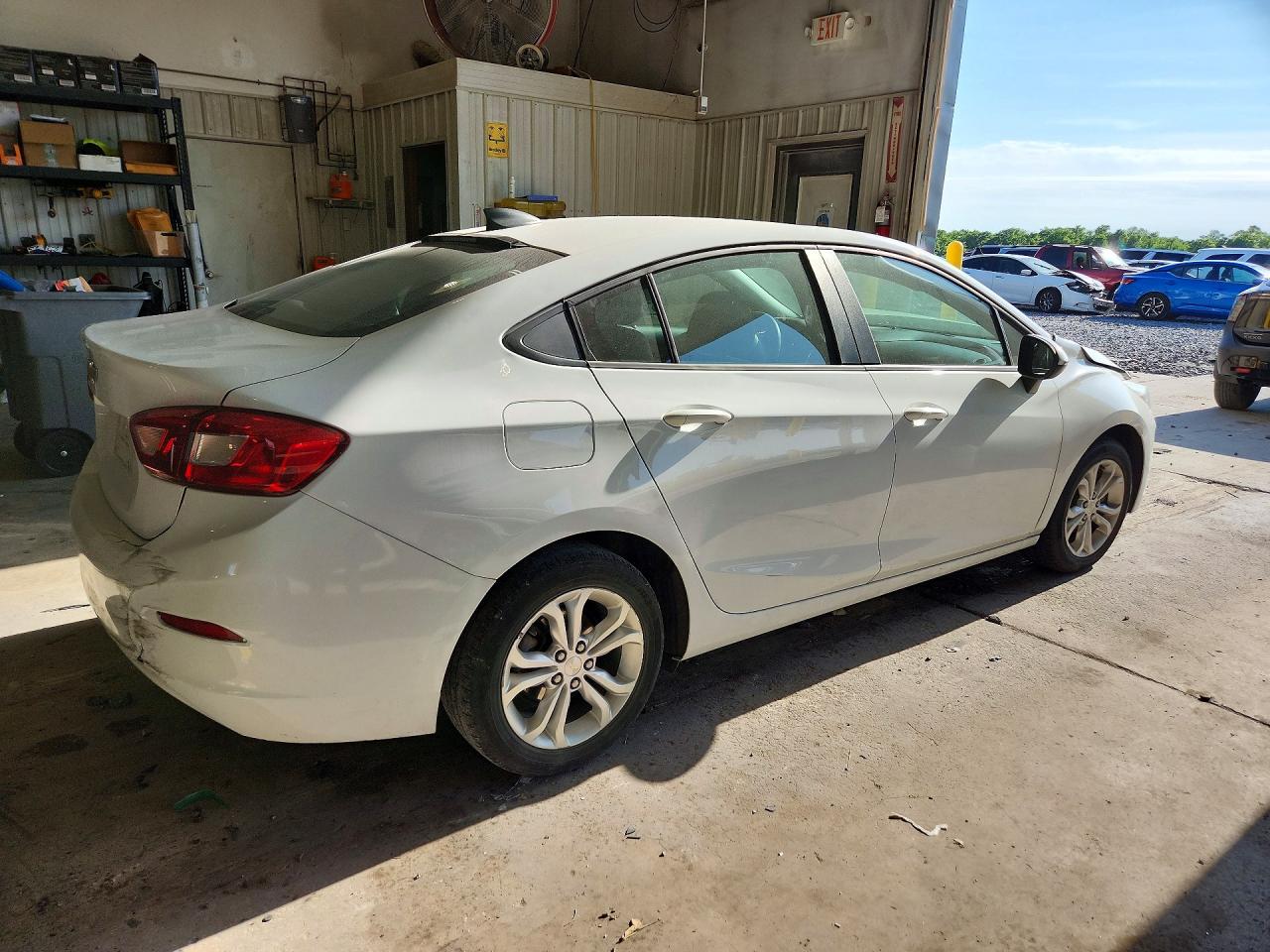 2019 CHEVROLET CRUZE LS photo 7