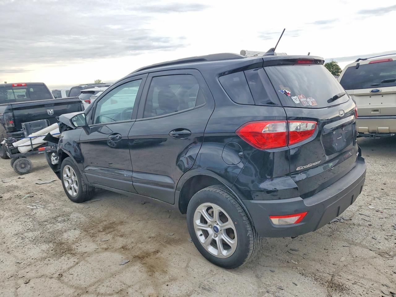 2021 FORD ECOSPORT SE photo 3